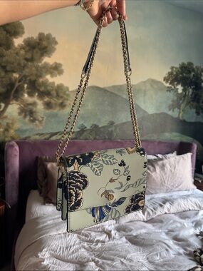 Tory Burch Robinson Floral Chain Shoulder Bag in Light Blue